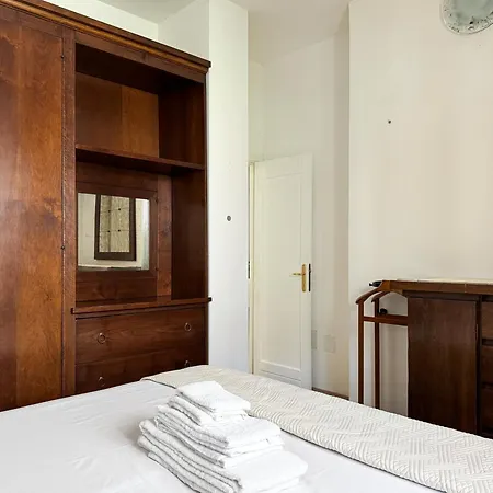 Cascall Mari Apartment *